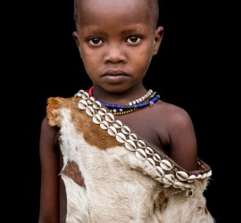 ARLANA-Little-girl-from-Hamar-tribe-ARLANA-Little-girl-from-Hamar-tribe-A83A0816-Edit-1-1024x751